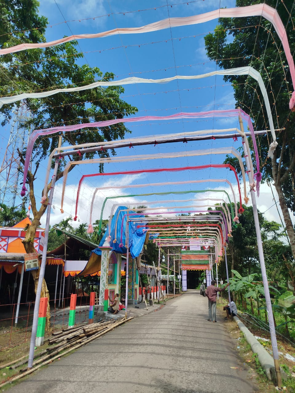 রোড লাইট, দুর্গাপূজা ২০২৫
